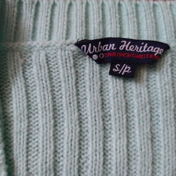 Cardigan - Picture 4 of 4